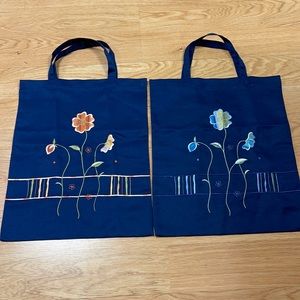 Recyclable totes